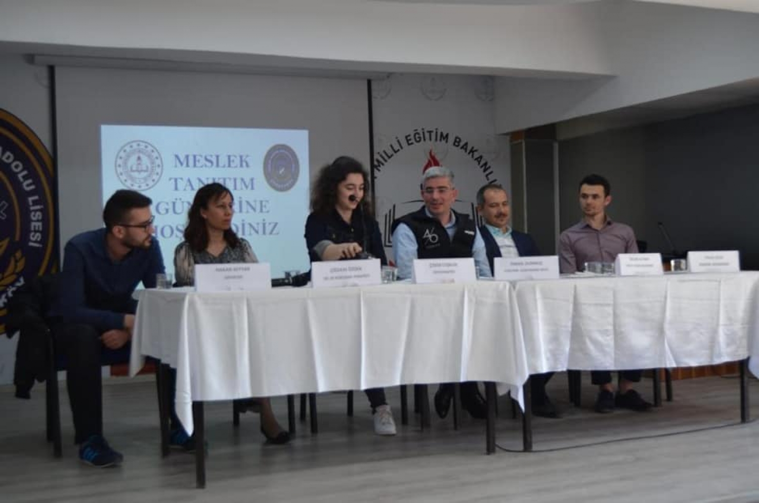 MESLEK TANITIM SEMİNERİNDEN KARELER